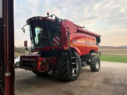 Case Axial-Flow 6088 inkl. 7,3 m Vario-Schneidwerk