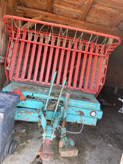 Steyr Hamster 802 V / Ladewagen