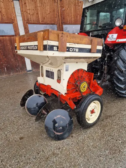 Kartoffellegemaschine, Kartoffelsetzmaschine