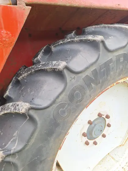 Steyr 8080 mit Frontlader