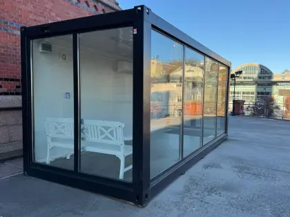 Isolierter Glascontainer