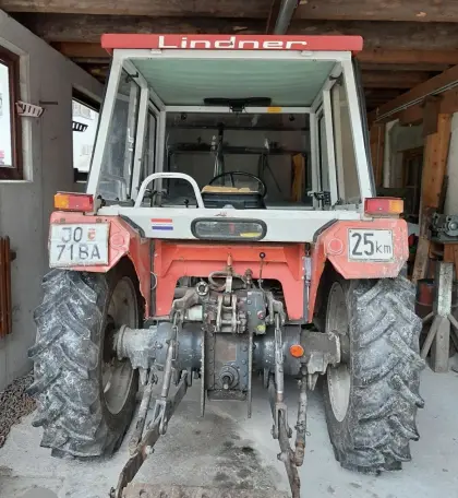 Suche Heckscheibe und Sitzbank für Lindner 1450