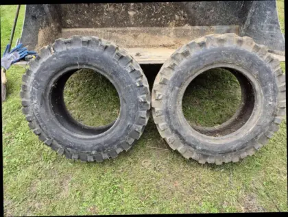 Verkaufe 2 Stk. Reifen 10.5-18