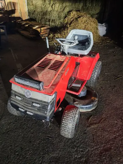 Rasentraktor Rally HP15-42