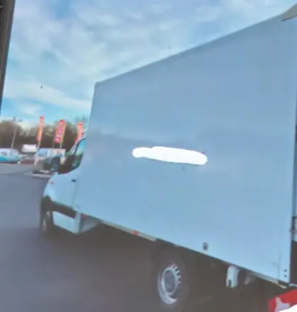 Kofferaufbau inkl. Zustellung!