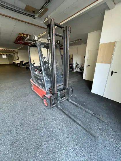 Gabelstapler Linde E16