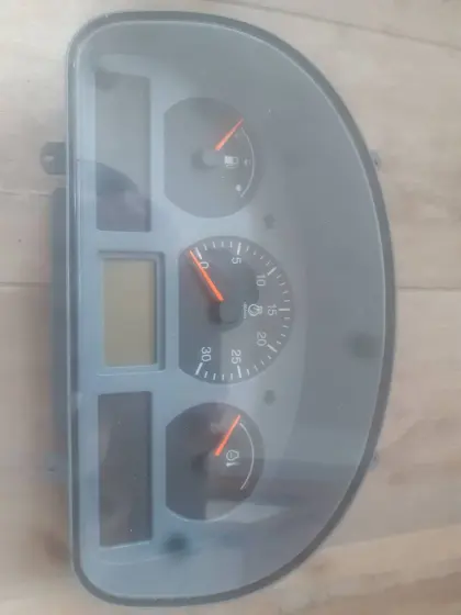 Valtra 6250 HiTech Tachoeinheit