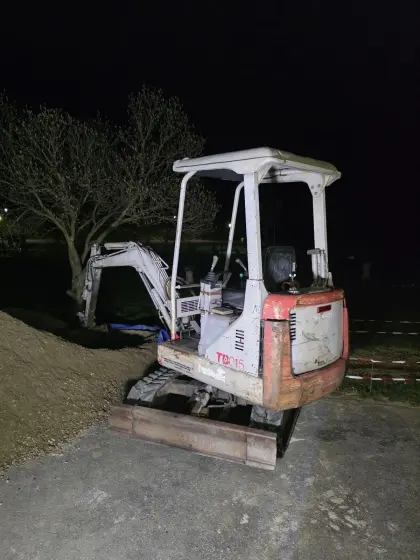 Takeuchi TB015
