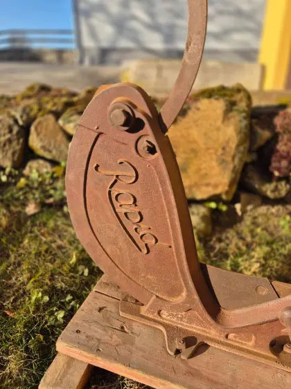 Antiker Futterschneider, Strohhäcksler "Rapid"