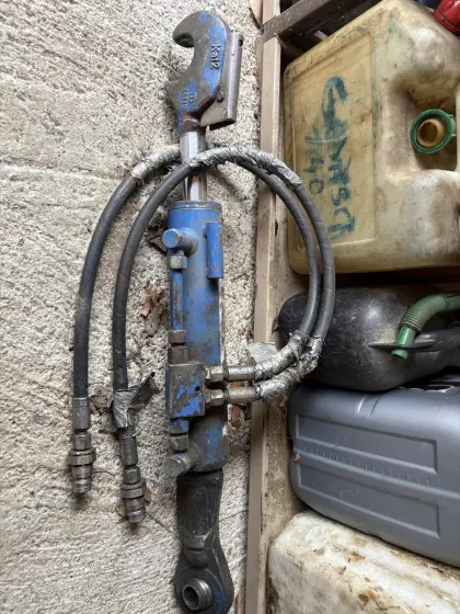 Hydraulischer Oberlenker