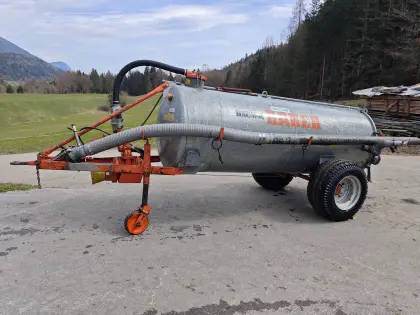 Güllefass Bauer 3.000