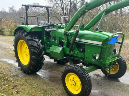 John Deere 710