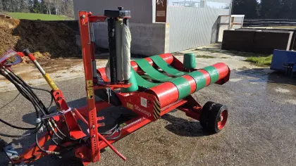 Kverneland Wickelmaschine