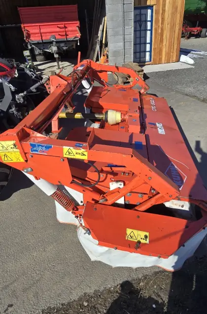 Lieferung Österreich weit möglich Kuhn GMD 802 F