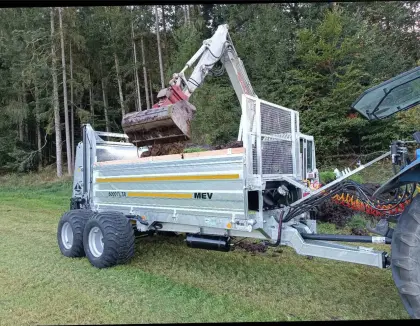 Miststreuer MEV 6000TLTA bzw. MEV 7000TL Mietmaschine