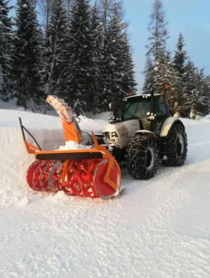 Kahlbacher KFS 950/2.600, Schneefräse