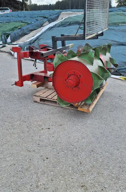Fahrsiloverteilerwalze