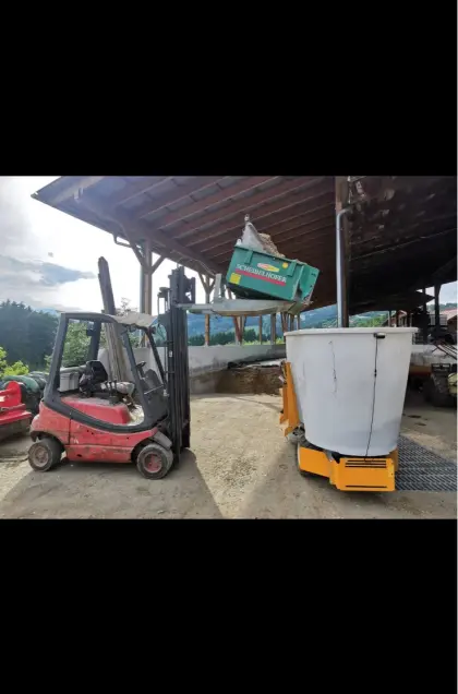 Mammut PM 2.5 Futtermischwagen