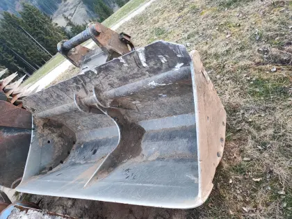 Kärnten, Böschungslöffel für 18 und 25 t Bagger