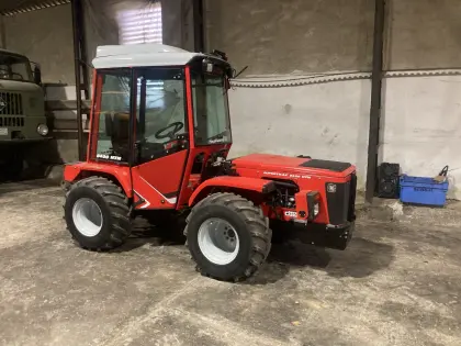 Antonio Carraro Supertrack 8400 HTM