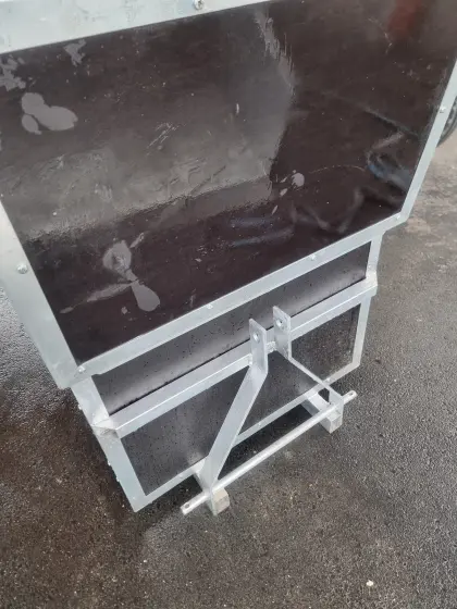 NEU Transportbox Materialbox Box für Traktor Forstkiste Heck