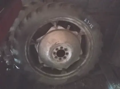 Kulturräder 8,3 R32