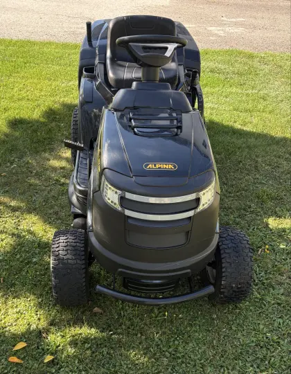Stiga Alpina AT 484 HA Rasentraktor