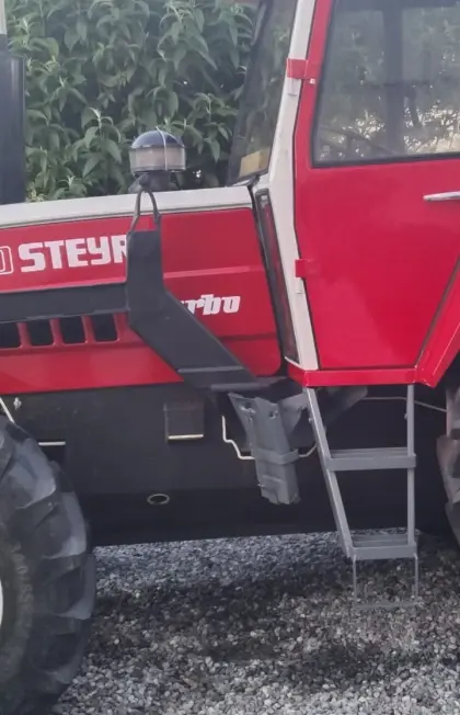 Steyr Unterboden Forstschutz klappbar 8100-8130