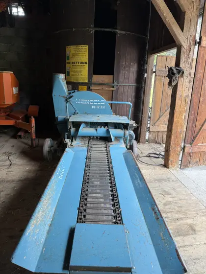 Mengele Blitz FH Standhäcksler Silohäcksler