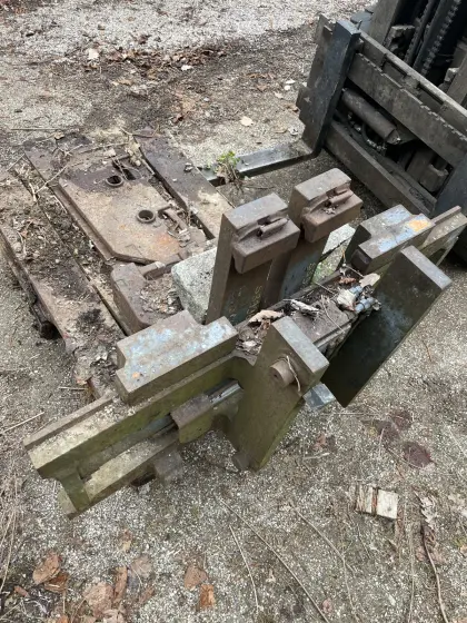 Gabelträger hydr. breitenverstellbar