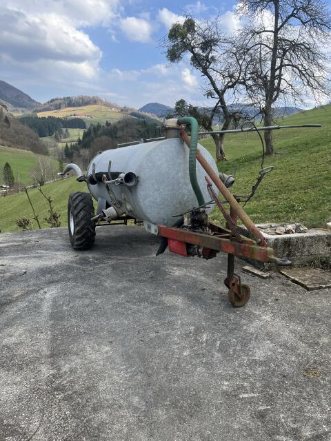 Vakuumat Güllefass 2.100 l