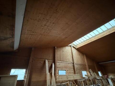 Stallhalle zu verkaufen