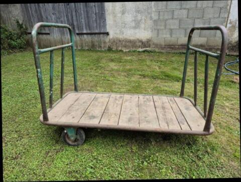 Verkaufe Transportgerät Dreirad