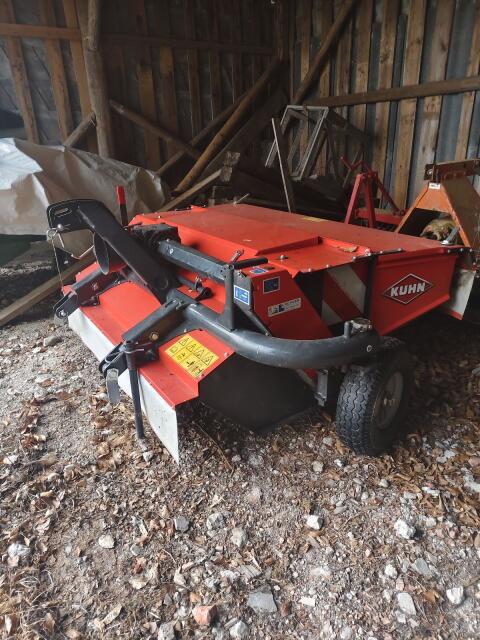 Kuhn TC 320