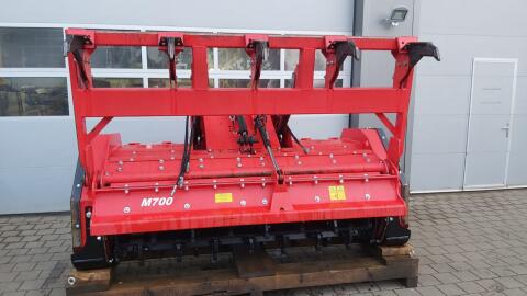 AHWI Prinoth UZM700