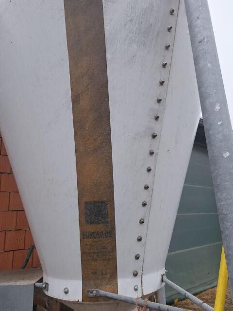 Suche Polyestersilo/Futtersilo