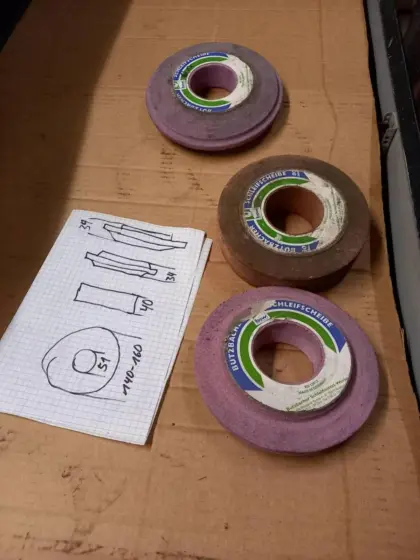 3 gebrauchte Schleifscheiben Metall