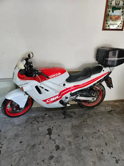HONDA CBR 500F