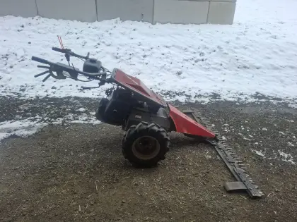 Aebi Mähmaschine HC44