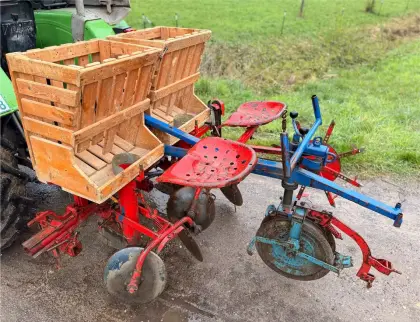 Rau Komi Kartoffellegemaschine