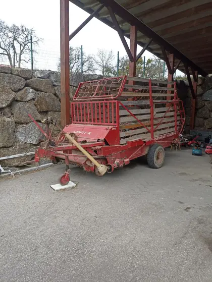 Verkaufe Ladewagen Pöttinger Kadett K