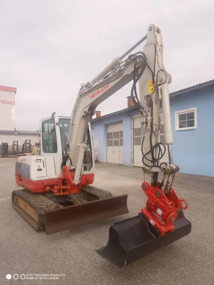 Takeuchi TB 250
