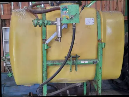 Feldspritze, 600 l, 12 m Balken