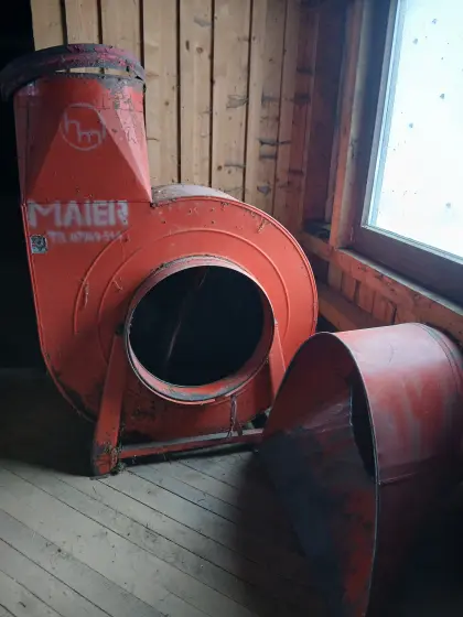 Gebläse und Heuverteiler