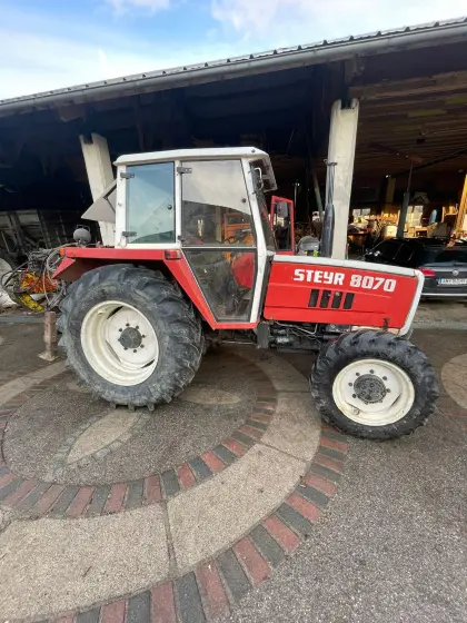 Steyr 8070