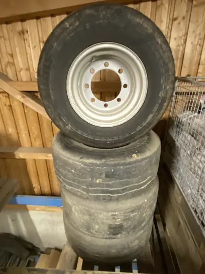 Reifen, Felgen 8 Loch