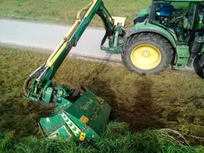 Böschungsmäher Spearhead Twiga 600 Tele