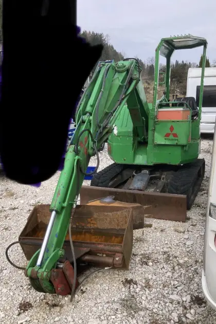 Mini bager Mitsubishi MX30 MX35 neispravan