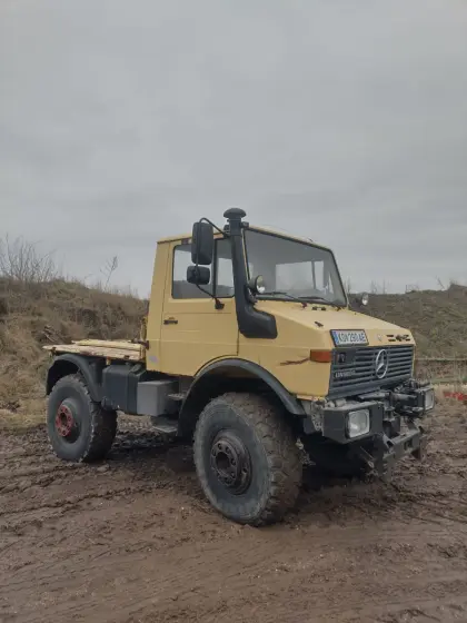 Unimog 1600