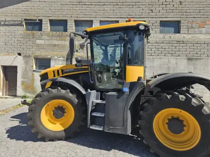 JCB Fastrac 4000
